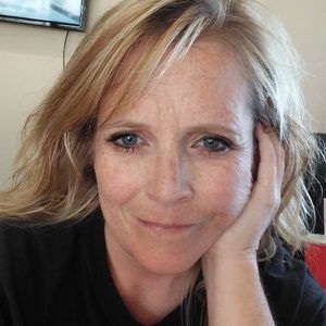 Meet your Posher, Junette